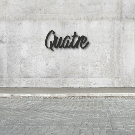 Numéro découpé au laser : QUATRE