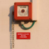 Panneau Plaque réglementaire ou normalisée Plaque réglementaire normée  Brisez la glâce en cas d'incendie  en pvc