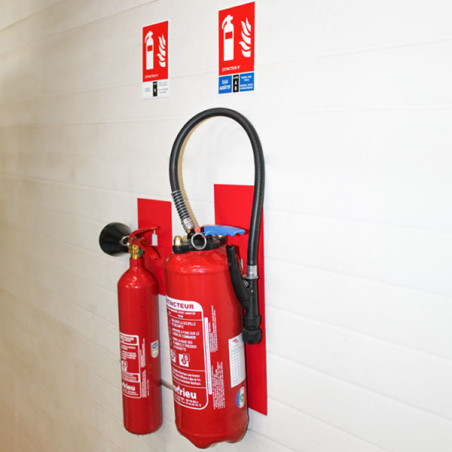 Support universel magnétique pour extincteur 6 kg / 6 L et 9 kg / 9 L