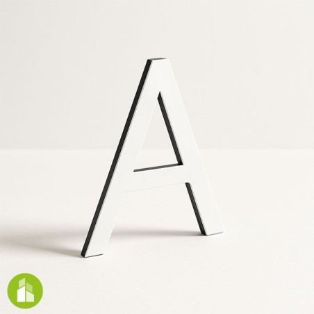 Lettre découpée en Dibond blanc recyclé